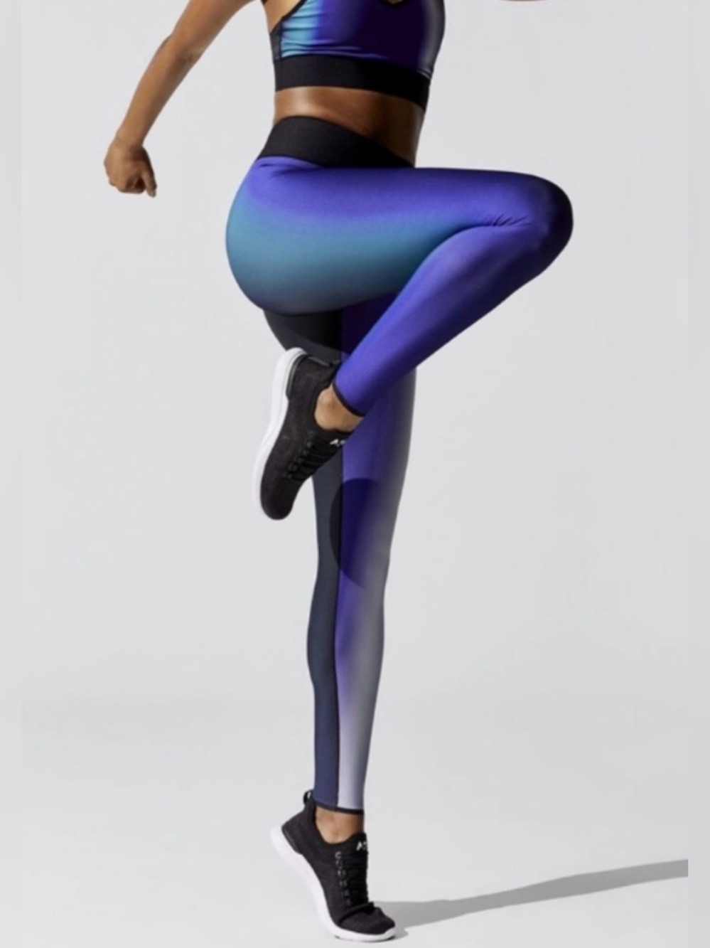 ULTRACOR Women's Ultra-High Stratus Legging